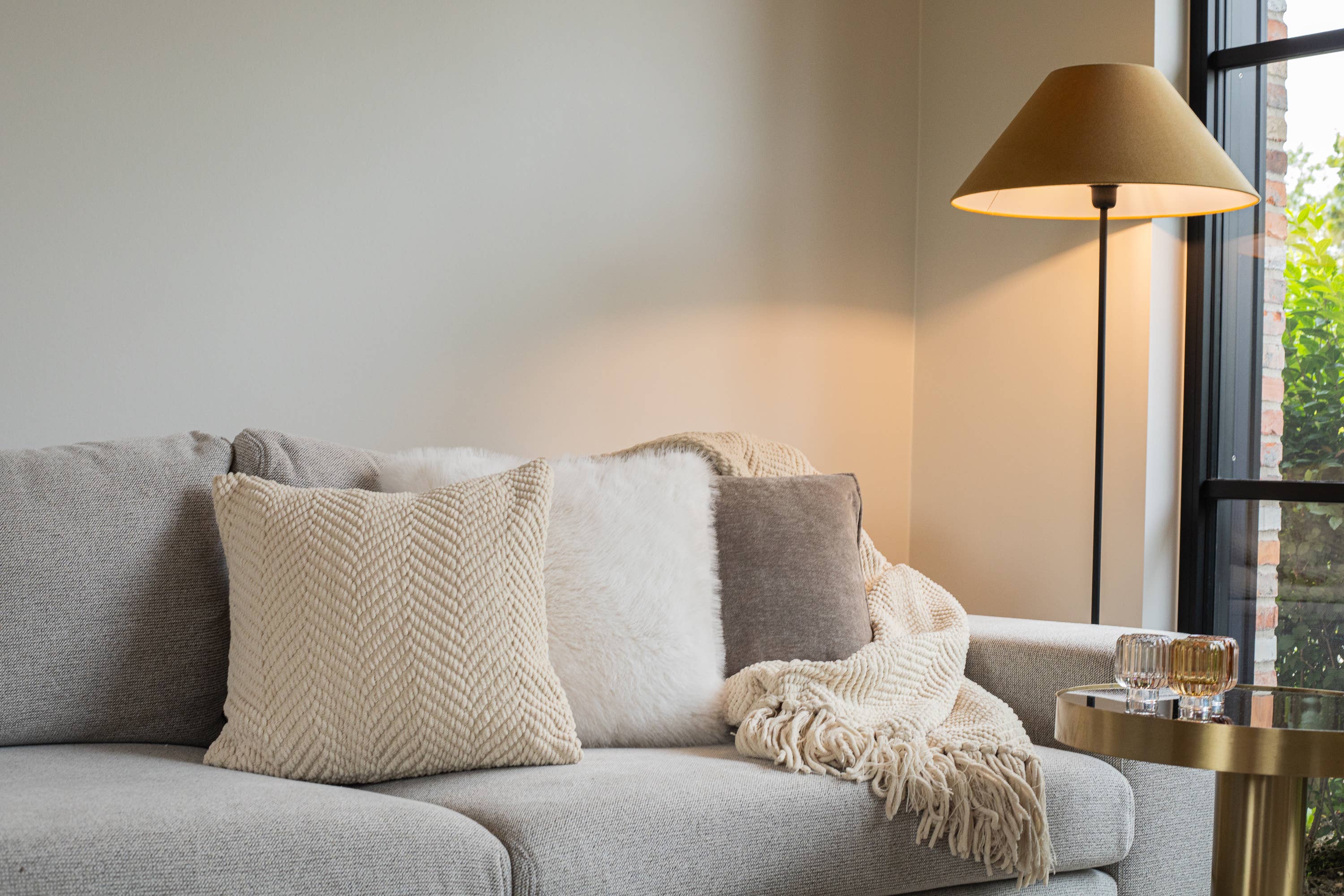 Betaalbare luxe woonaccessoires: 5 tips voor een stijlvol interieur