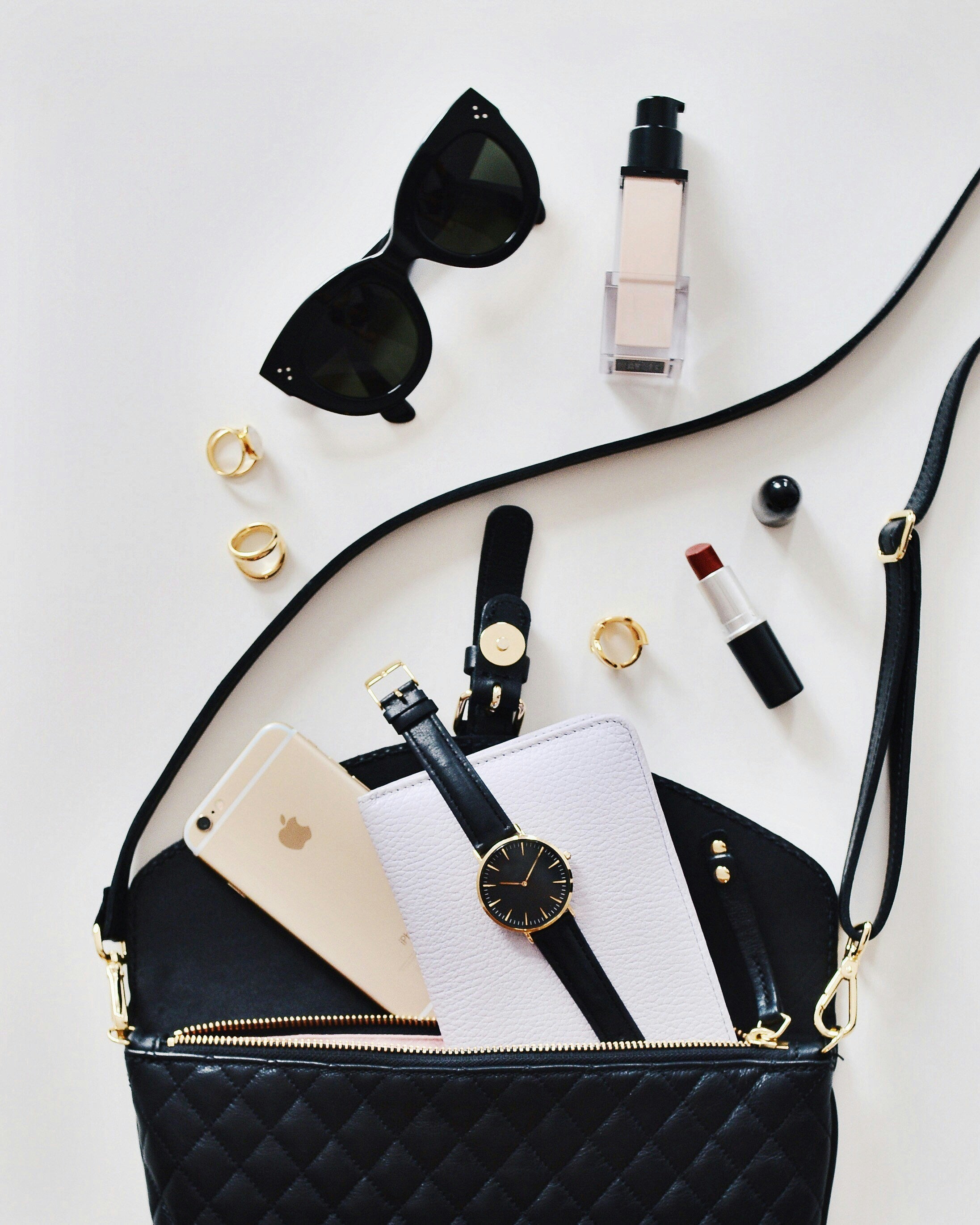 5 tips om je outfit compleet te maken met stijlvolle accessoires