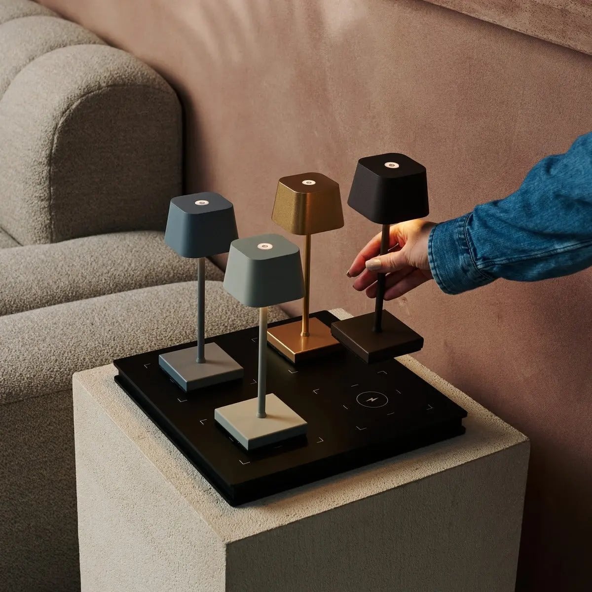 Sarphati Mini Goud – Professionele Draadloze Tafellamp