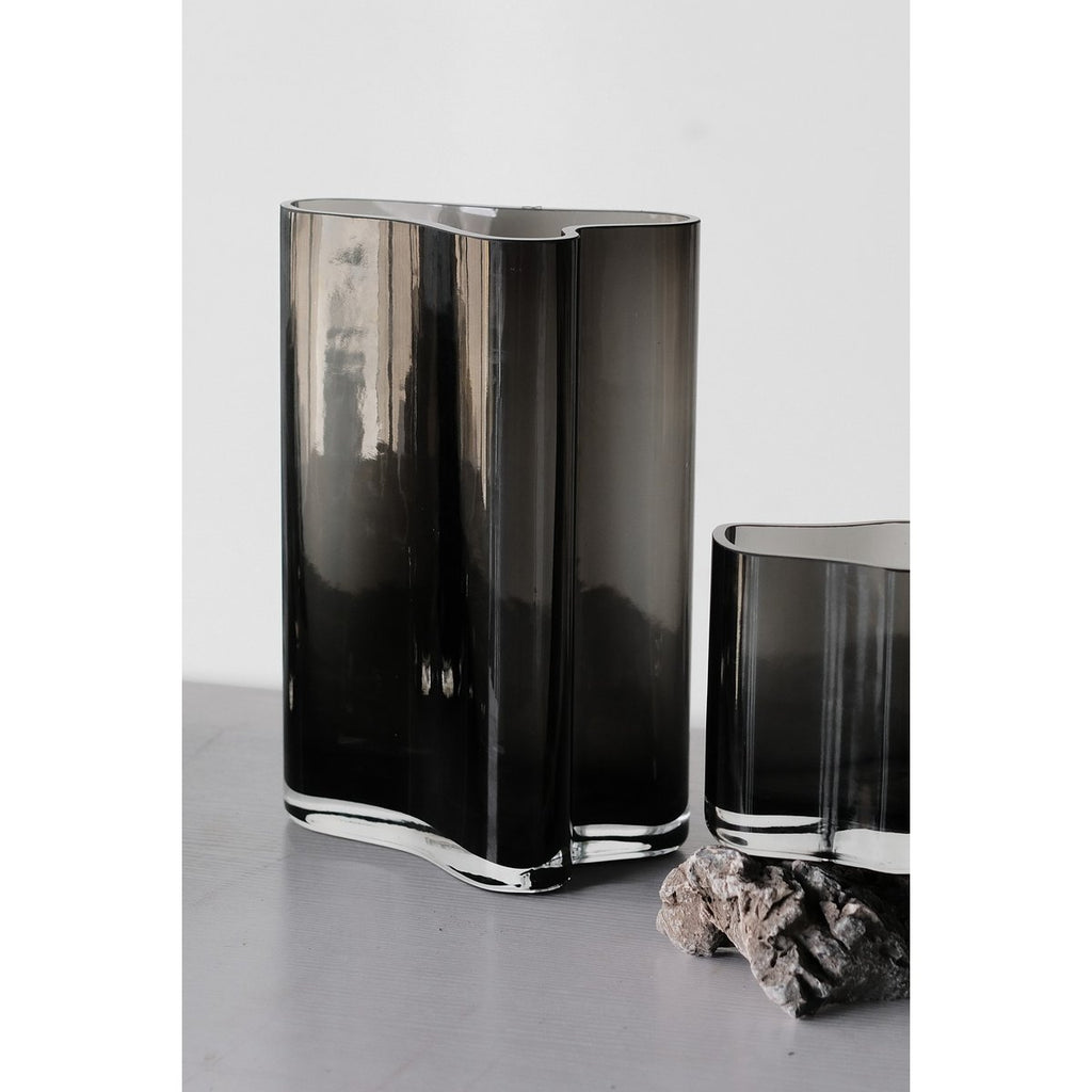 Luxe Designvaas CORAL 30 – Grijs | Organisch & Scandinavisch Design