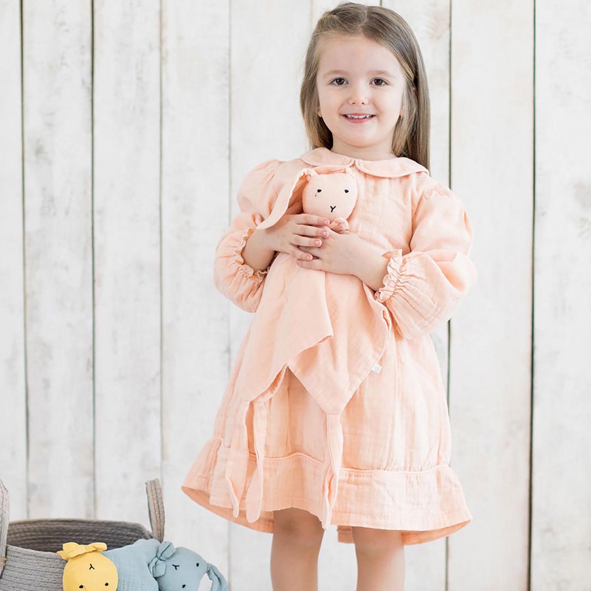 Biologische Mousseline Jurk met Peter Pan-kraag – Zalm