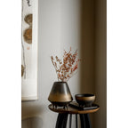 Designvaas OTARU 20 – Brons naar Zwart | Modern Chinees Erfgoed & Sculpturaal Design