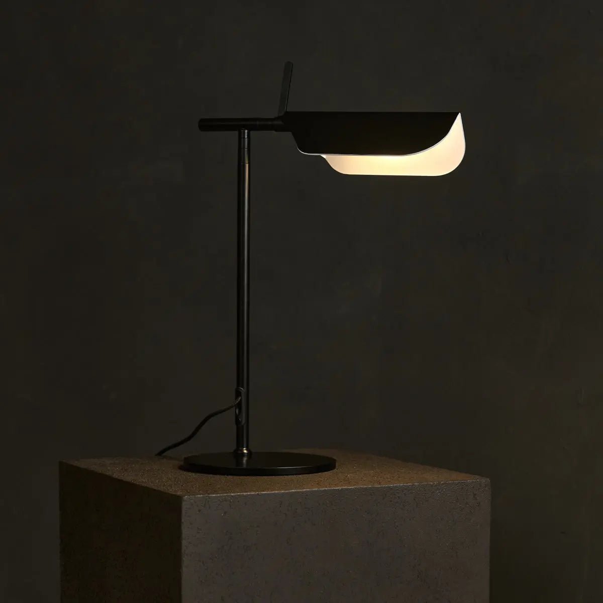 Marcello Zwart Metalen Dressoirlamp | Modern & Scandinavisch design