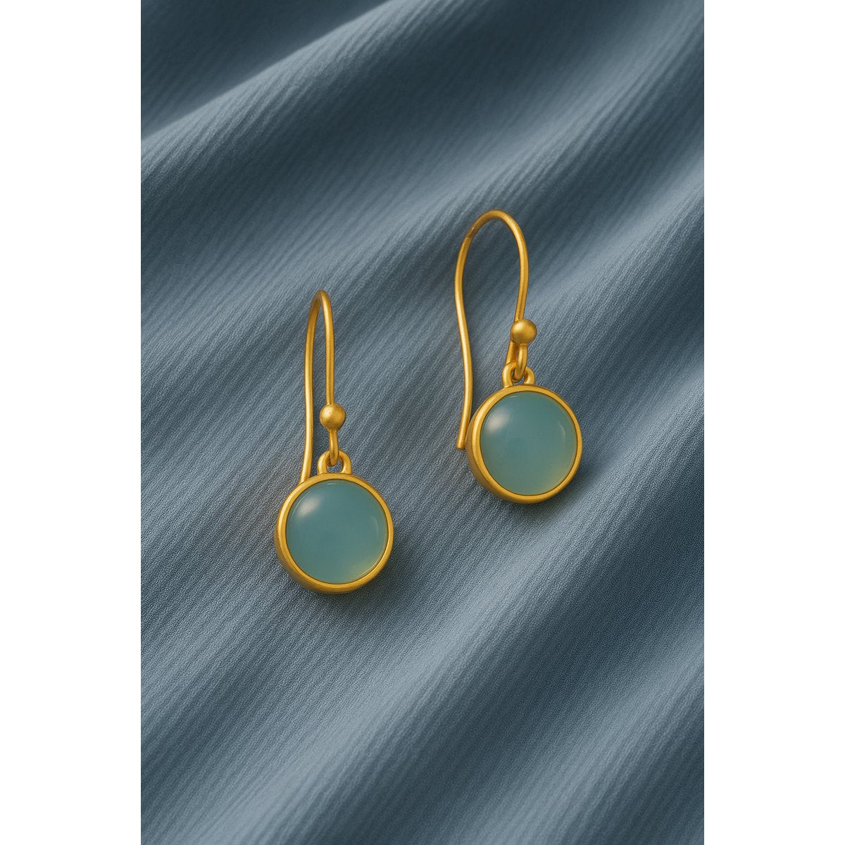 Noa Oorbellen met Aqua Chalcedoon – Verguld Sterling Zilver
