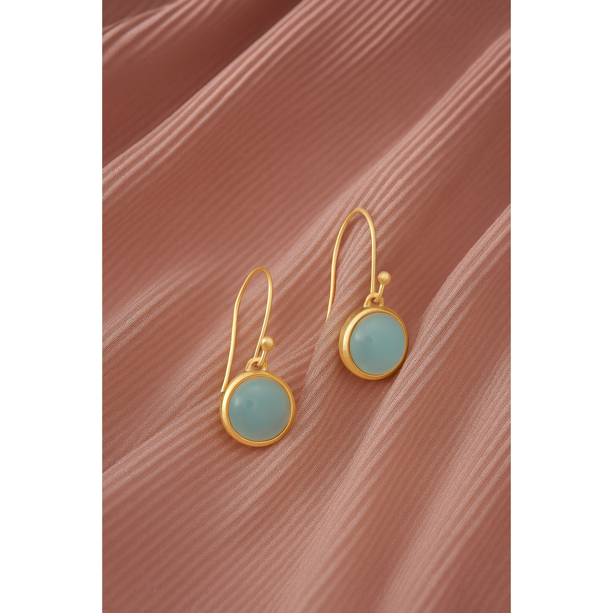Noa Oorbellen met Aqua Chalcedoon – Verguld Sterling Zilver