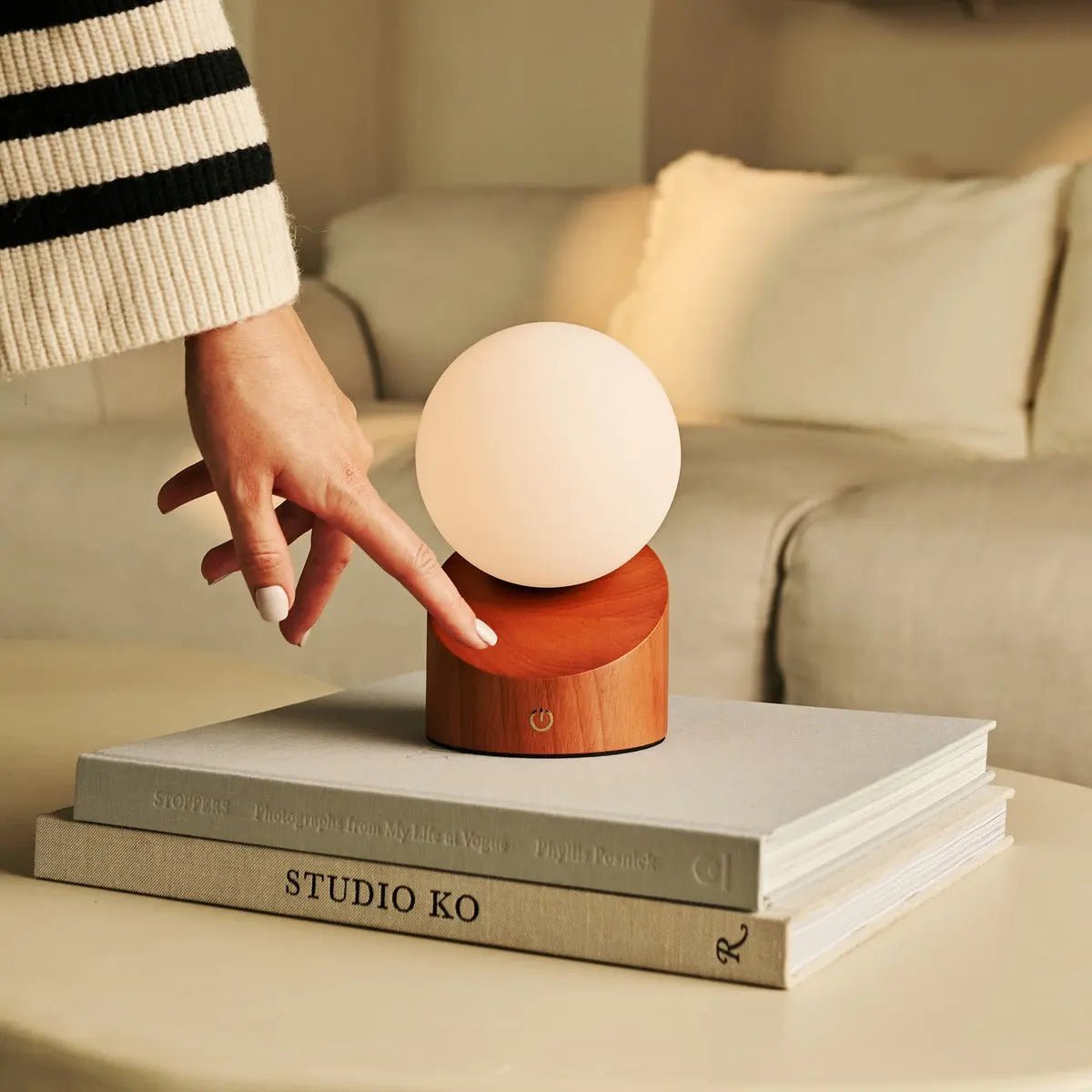 Morris Kastanjebruine Oplaadbare Lamp | Stijlvol, draadloos & duurzaam design