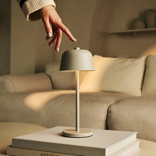 Anton Vanille Oplaadbare Tafellamp | Stijlvolle & draadloze verlichting