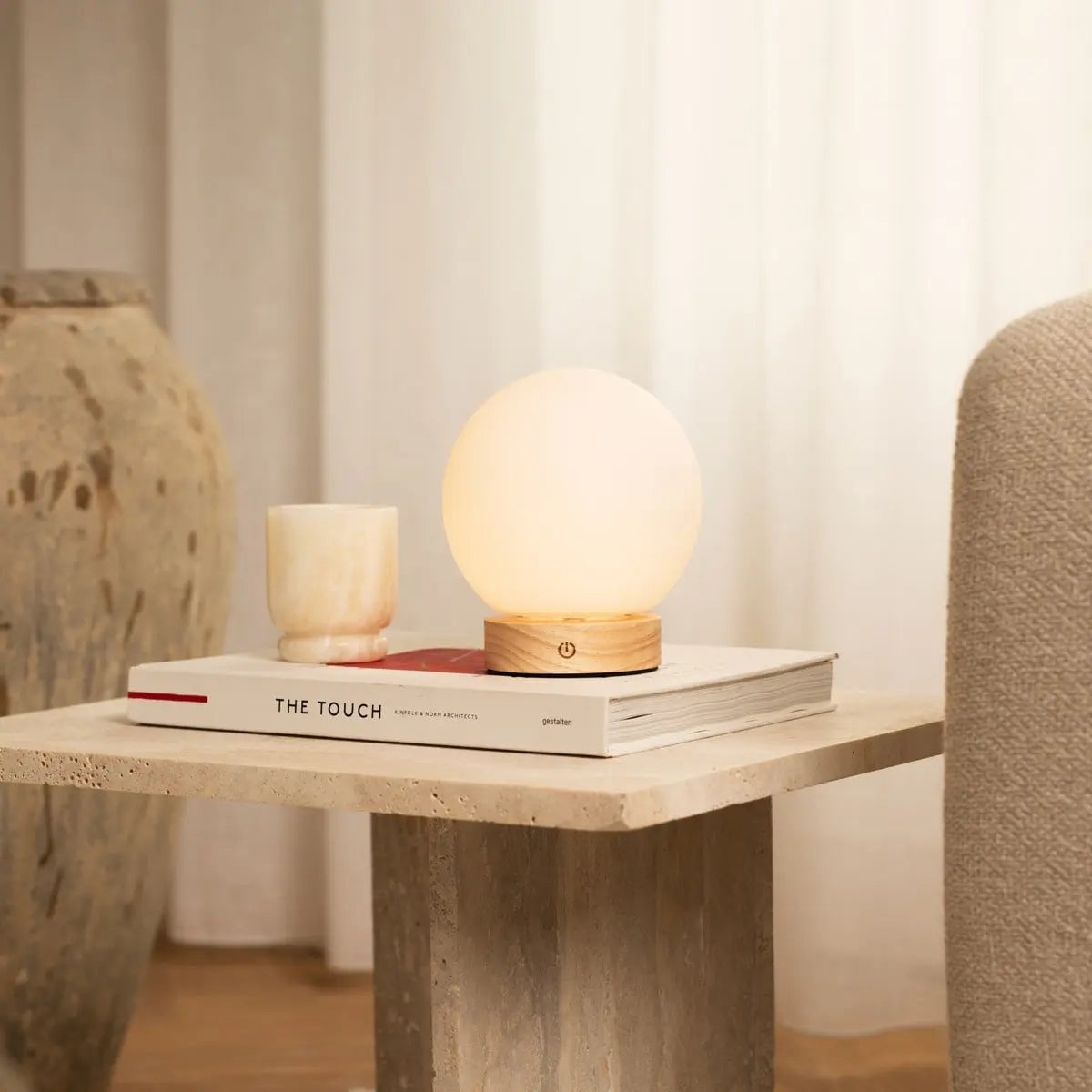 Flore Lichtbruine Oplaadbare Tafellamp – Warm hout & zacht glas