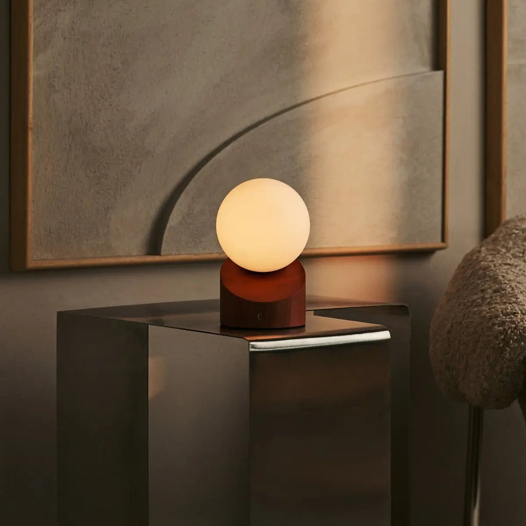 Morris Kastanjebruine Oplaadbare Lamp | Stijlvol, draadloos & duurzaam design
