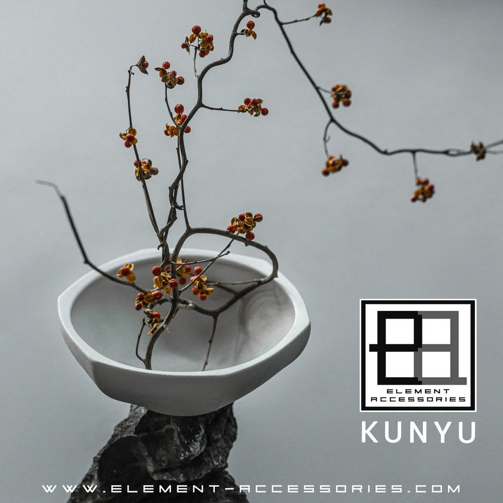 Designkom KUNYU 30 – Wit | Geometrische Perfectie & Tactiel Design