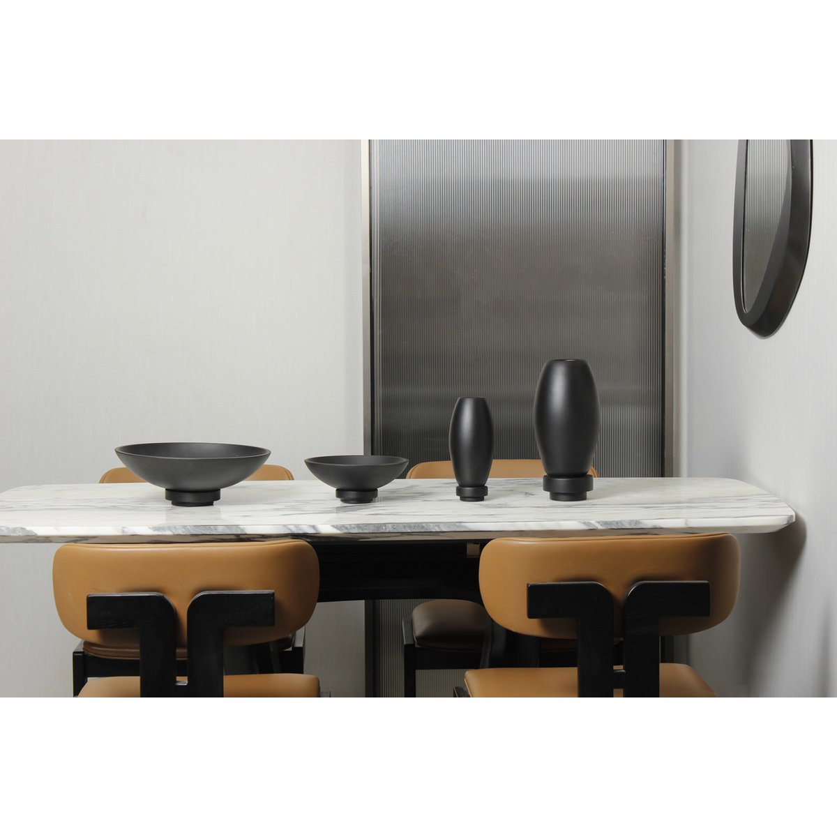 Grote Designvaas RUDAL 30 – Zwart | Microcement & Tijdloos Modern Design