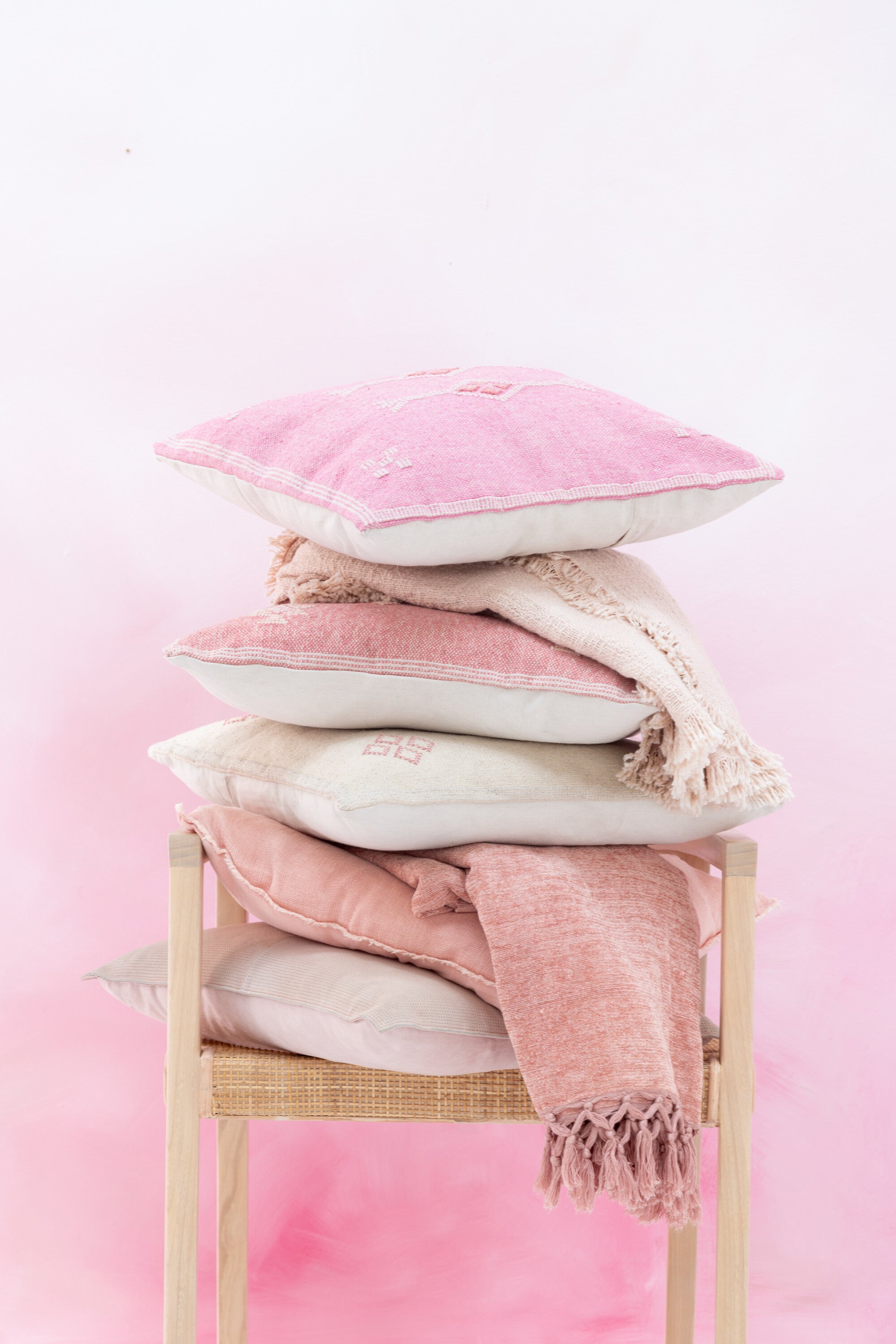 J-Line Plaid Franje – Lichtroze (130 × 170 cm)