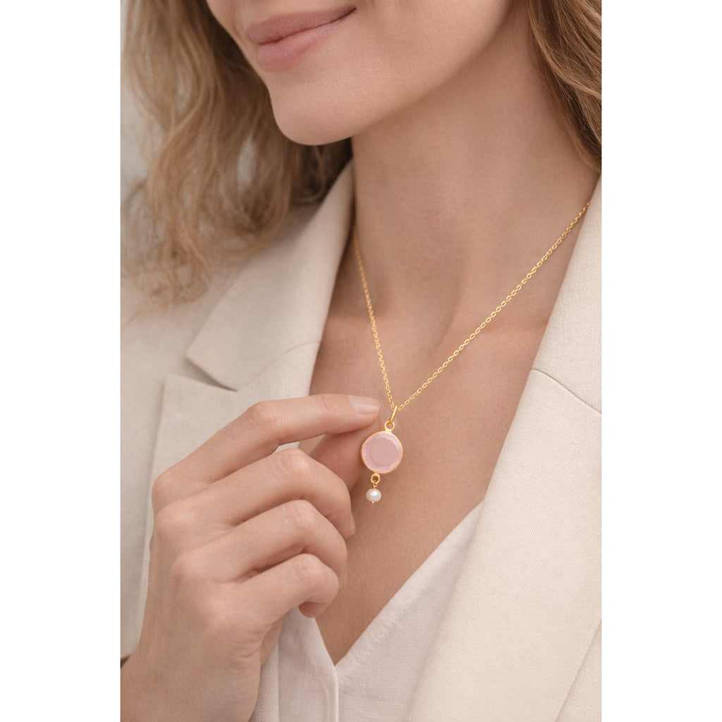 Eve Ketting met Roze Chalcedoon en Zoetwaterparel 40 cm – Verguld Sterling Zilver