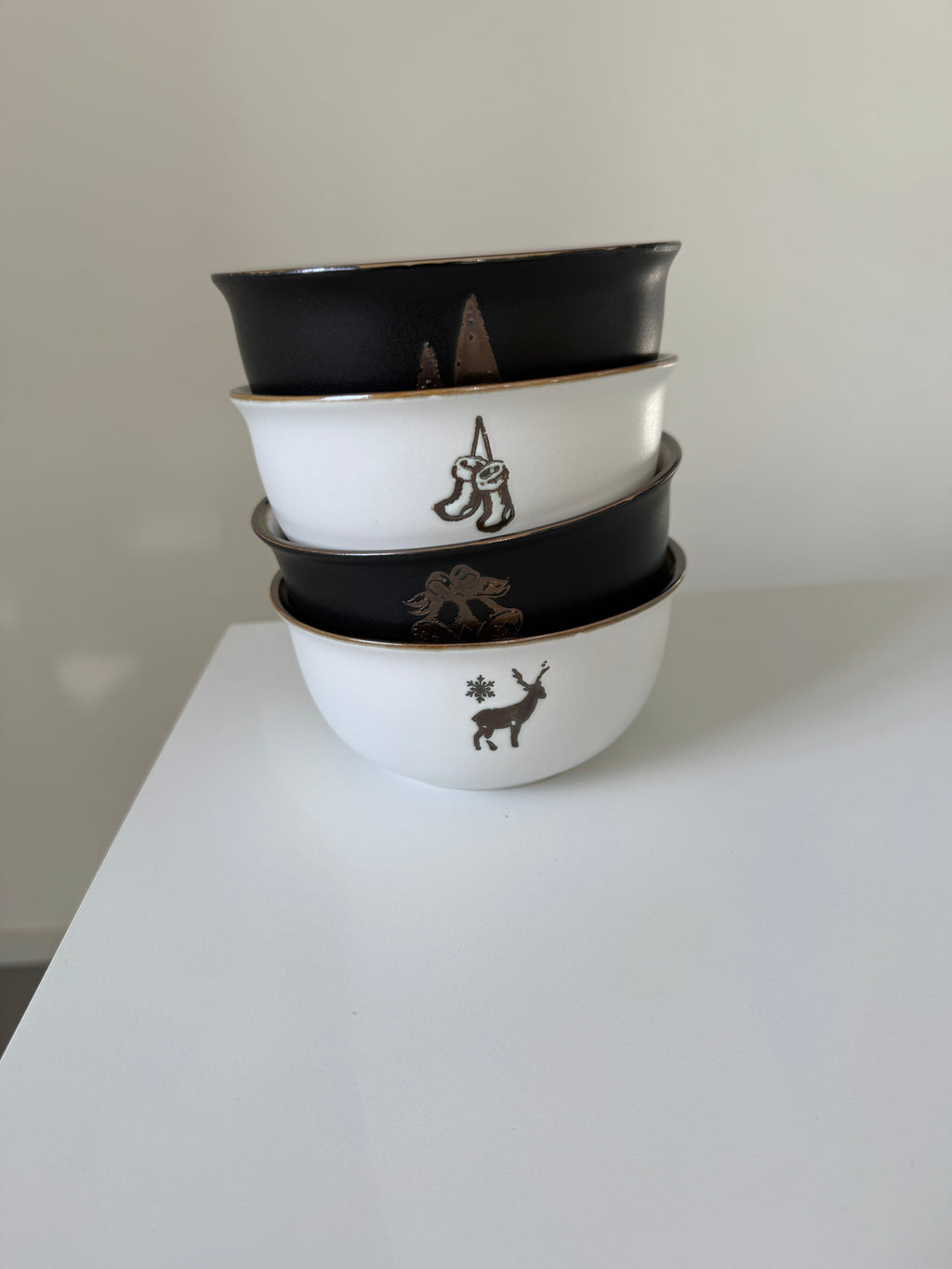 Siaki Kerstschaal van Porselein – 450 ml (Assorti)