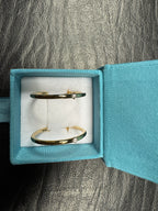 Gouden creolen met zirkonia – 28 mm