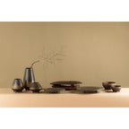 Designvaas OTARU 20 – Brons naar Zwart | Modern Chinees Erfgoed & Sculpturaal Design