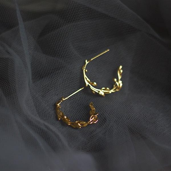 Oorringen Laurel Goud Vermeil – Elegant Bladmotief