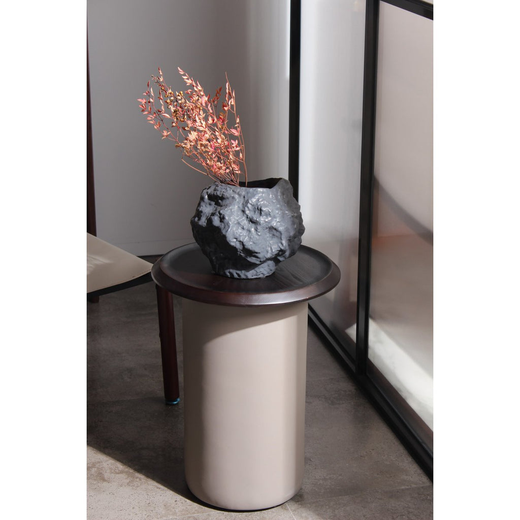 Designvaas CHU 20 – Zwart | Organisch & Sculpturaal Keramisch Design