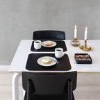 Servethouder – Staal met Leren Detail (Zwart)
