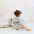 Biologische mousseline kinderbadjas met capuchon – grijs (3–4 jaar)