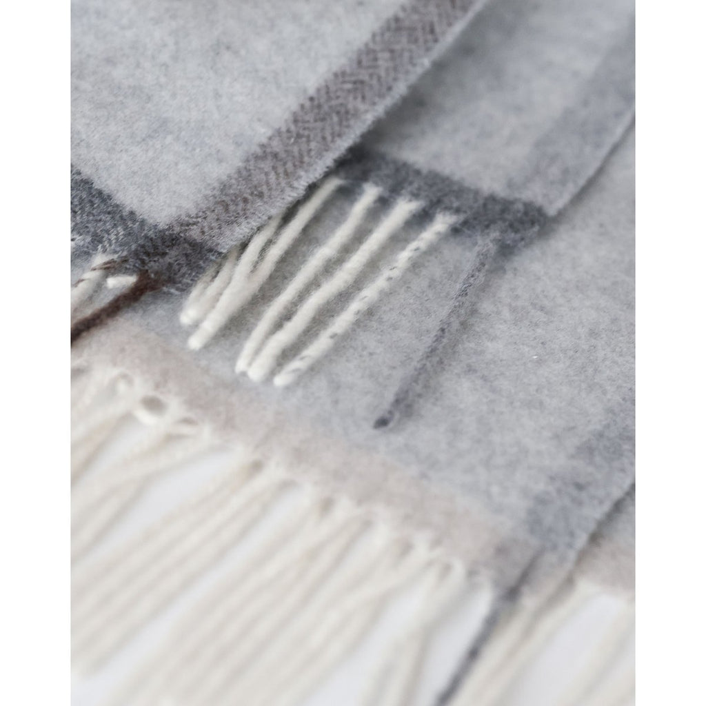 Merino & Kasjmier Plaid MILANO – Lichtgrijs