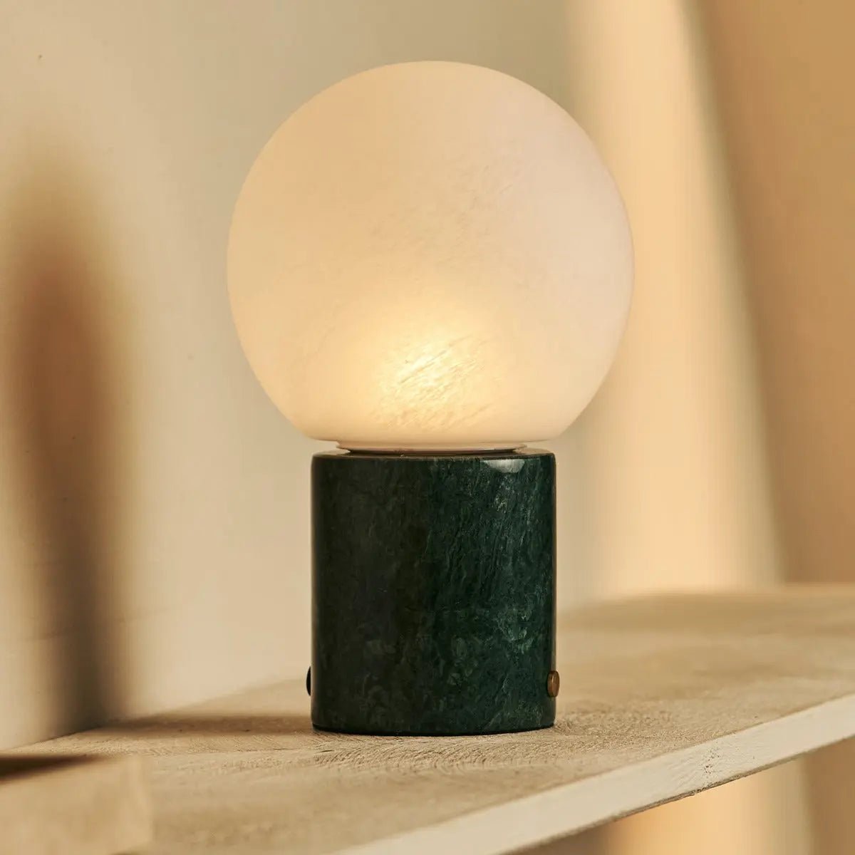 Metsu Groen Oplaadbare Tafellamp – Verde Alpi marmer & tijdloze klasse