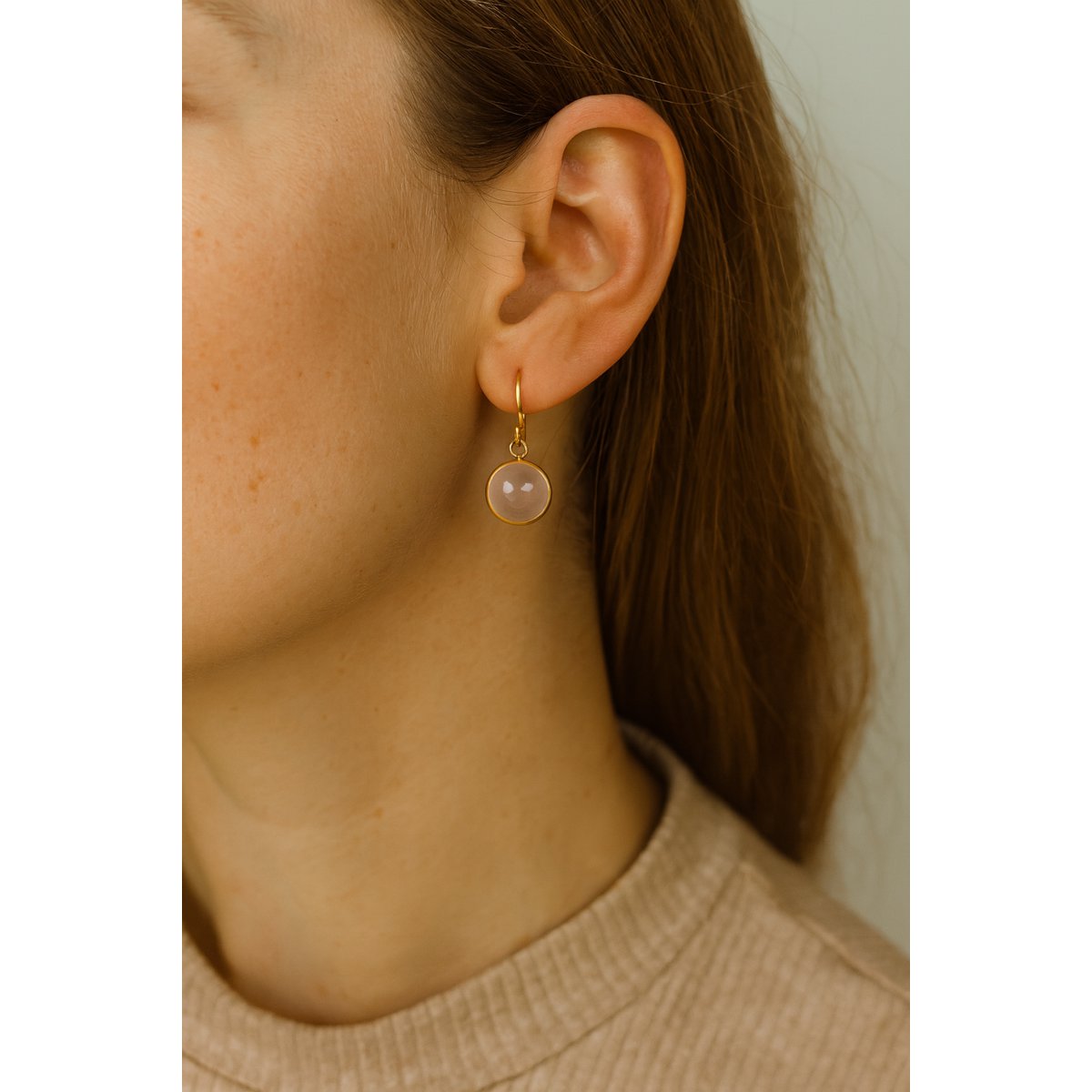 Noa Oorbellen met Roze Chalcedoon – Verguld Sterling Zilver
