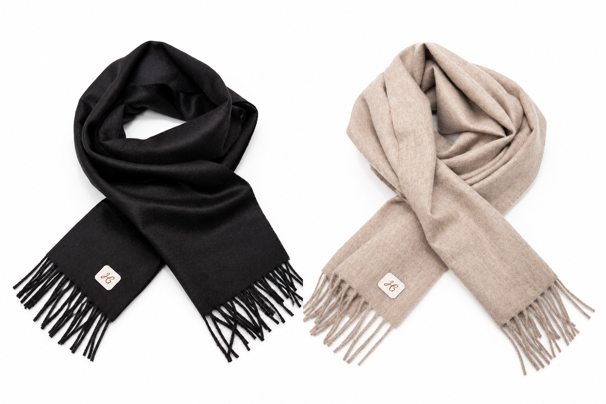 Luxe Sjaal van 100% Baby-Alpacawol – Zwart & Beige