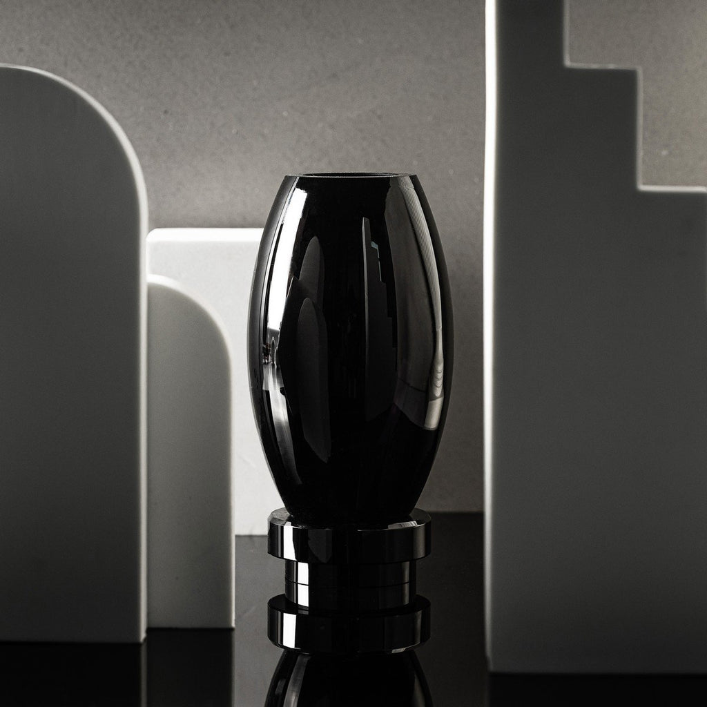 Designvaas RUDAL 15 – Zwart | Minimalistisch & Hedendaags Chinees Design
