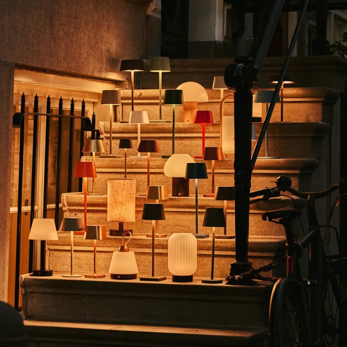 Morris Kastanjebruine Oplaadbare Lamp | Stijlvol, draadloos & duurzaam design