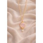 Eve Ketting met Roze Chalcedoon en Zoetwaterparel 40 cm – Verguld Sterling Zilver