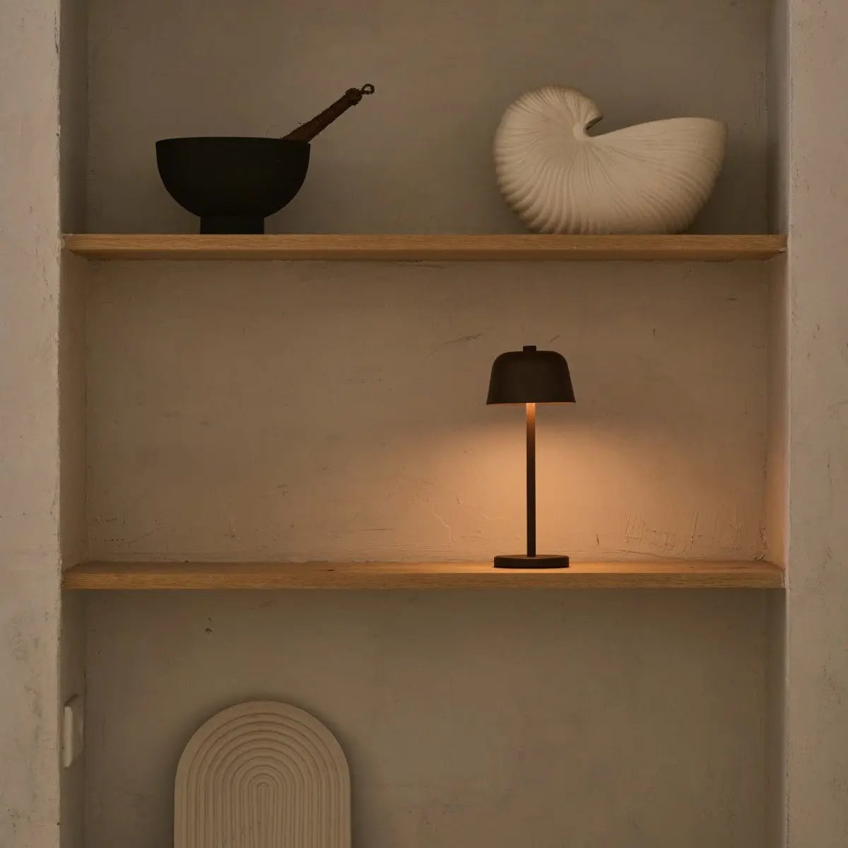 Anton Mokka Bruin Oplaadbare Tafellamp – Luxe, draadloze verlichting