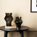 Grote Design Vaas Cuzco – Donkergrijs Glas | Element Accessories
