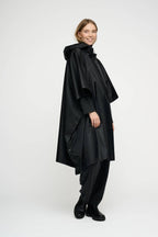 Let It Rain Poncho – Unisex - stijlvol en duurzaam droog blijven