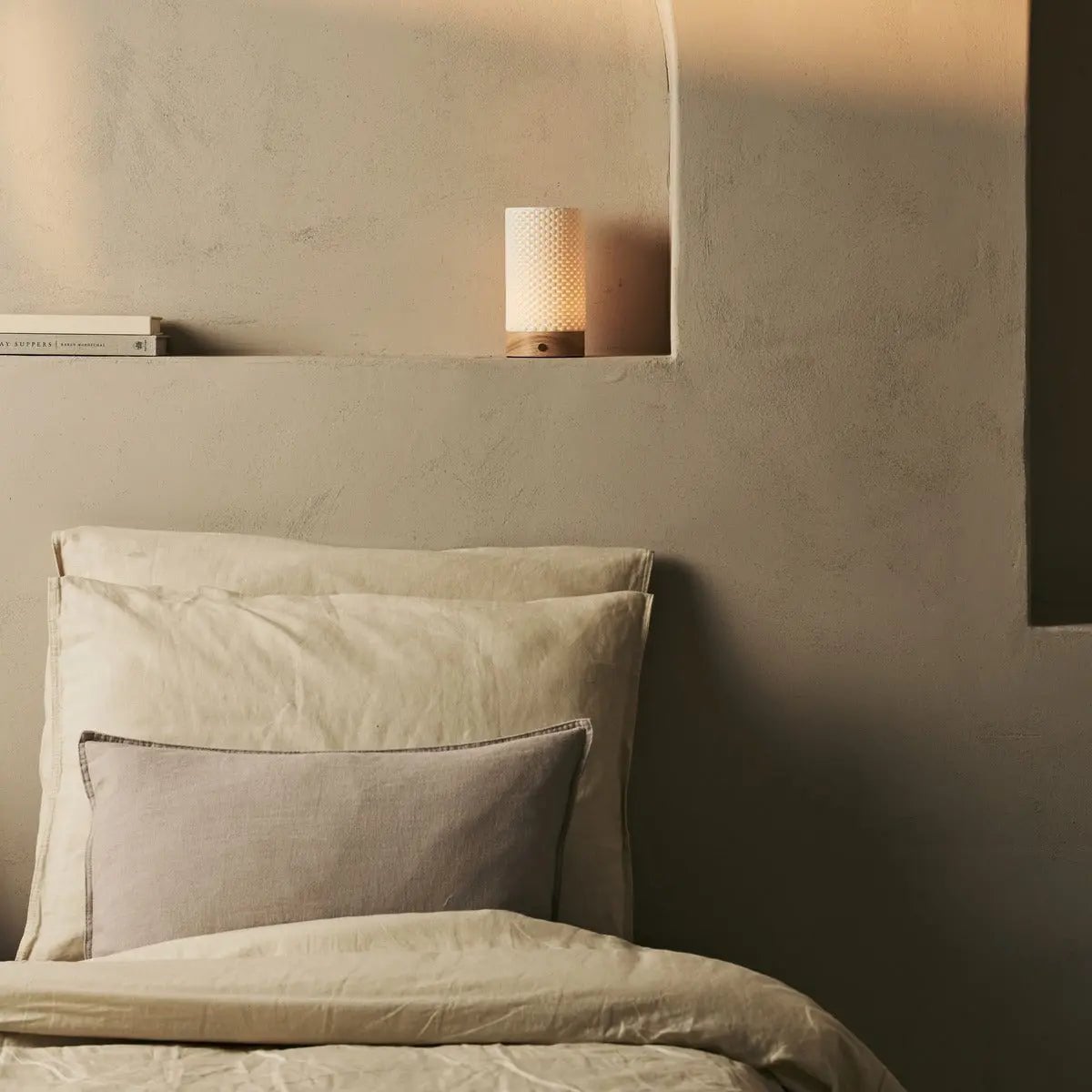 Luna Lichtbruine Oplaadbare Tafellamp – 3D-geprint porselein & warm hout