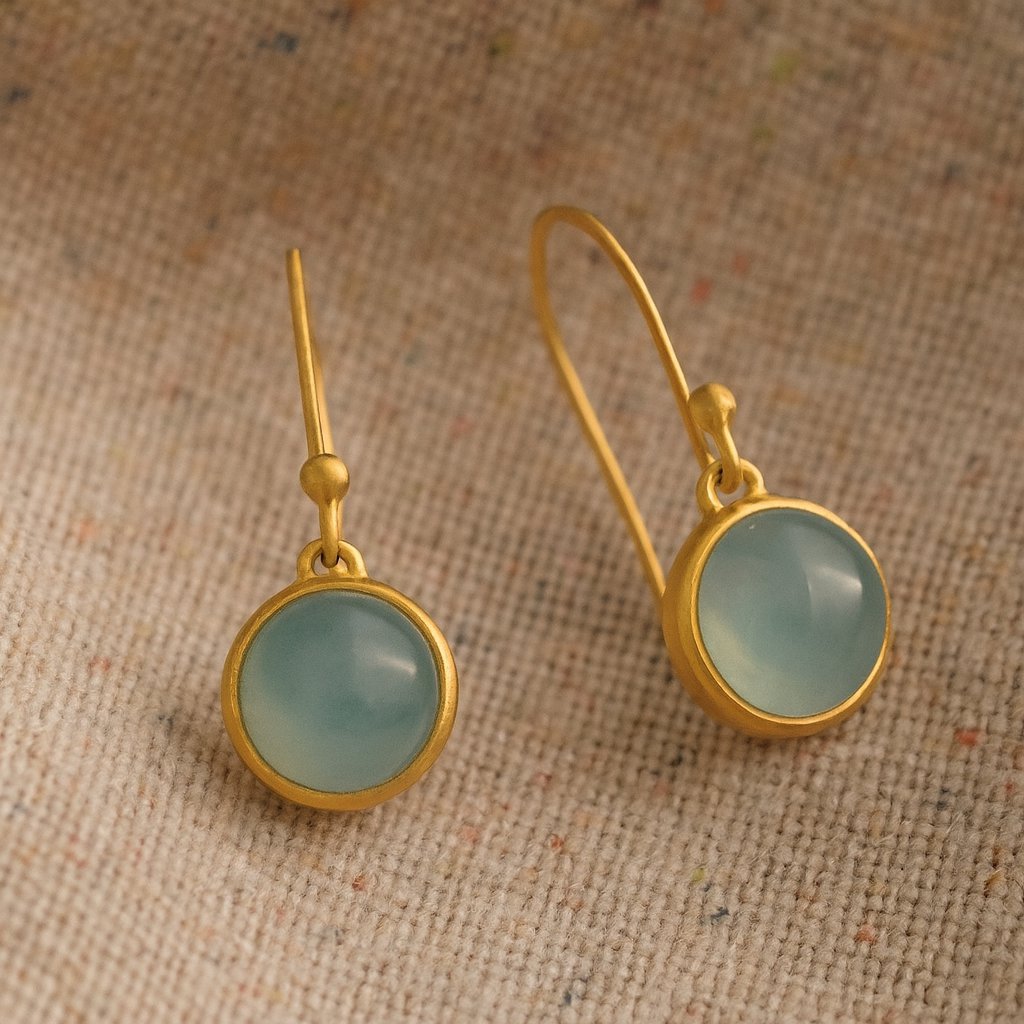 Noa Oorbellen met Aqua Chalcedoon – Verguld Sterling Zilver