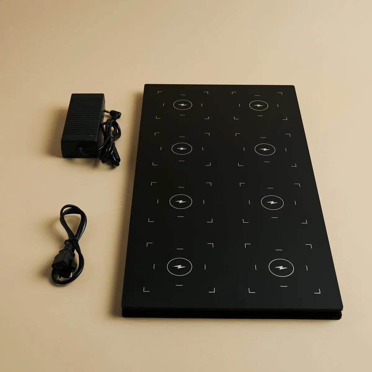 Professionele Combiset – 8 Grijze Tafellampen met Oplaadstation