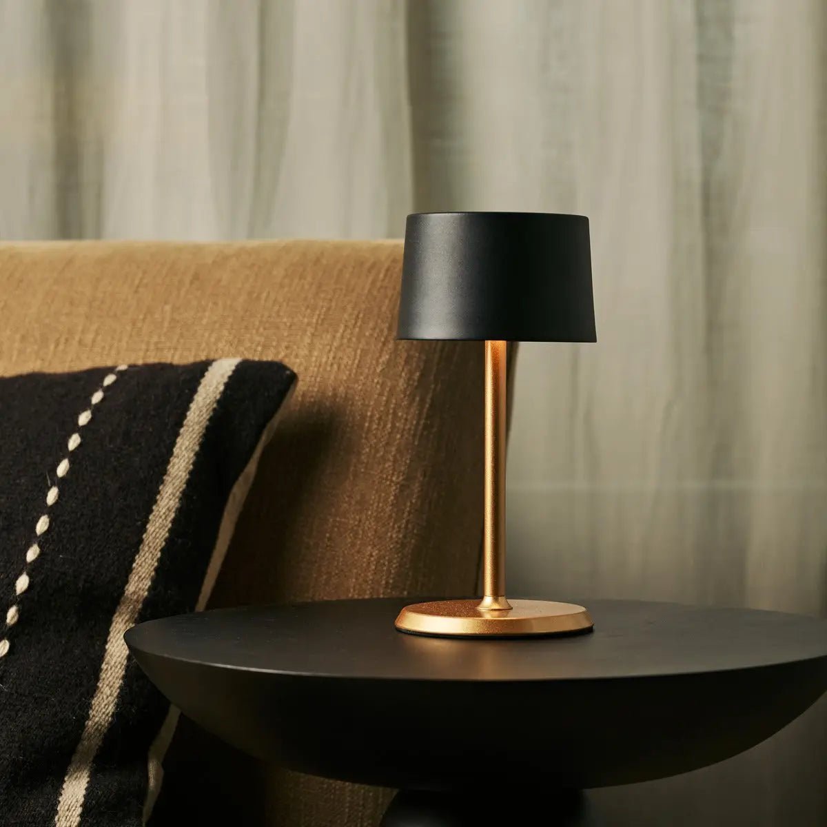 David Black & Gold Oplaadbare Tafellamp – Verstelbaar en draadloos design